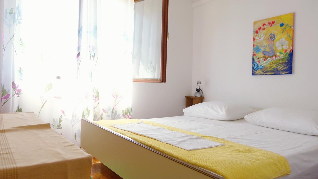 Beach Front Apartments Balica Rat Омиш Экстерьер фото