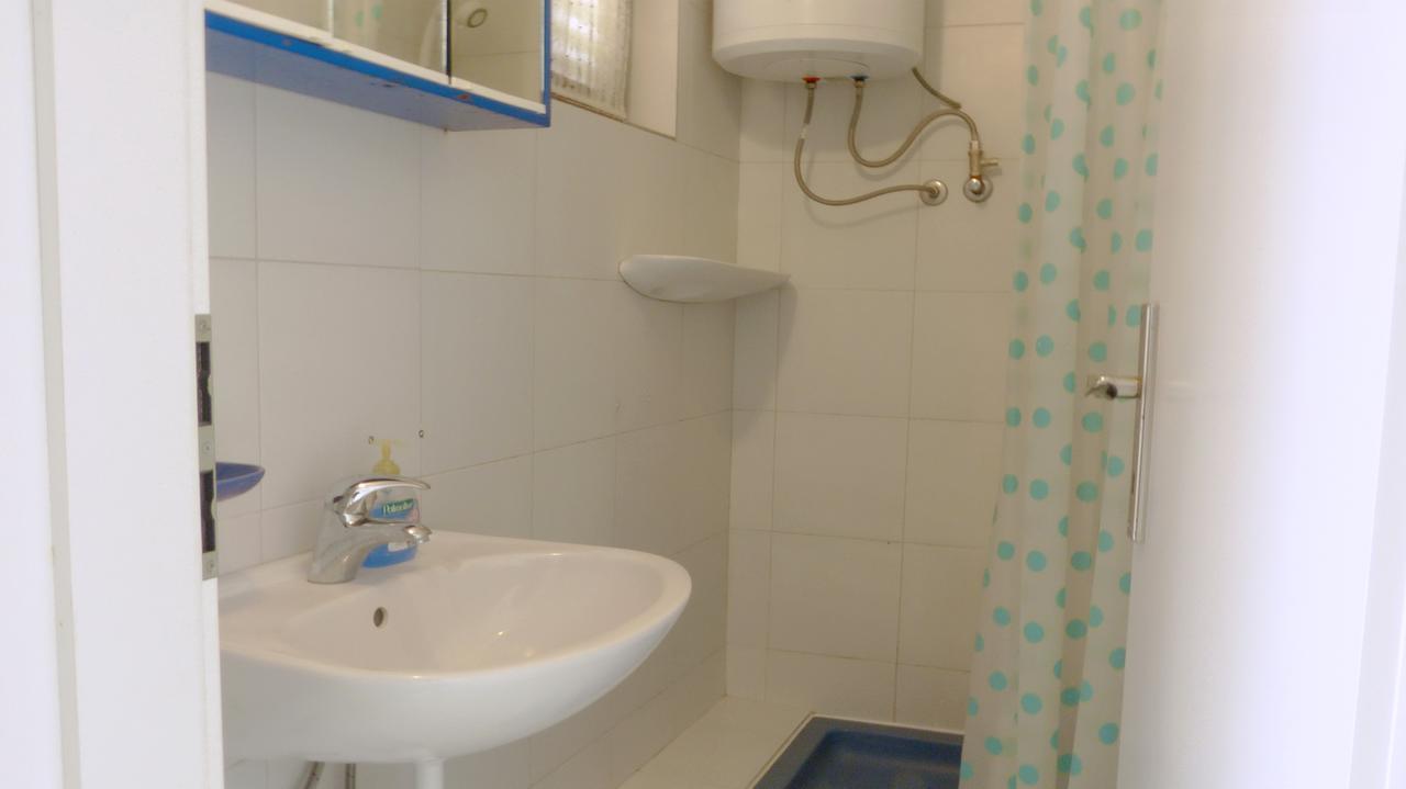 Beach Front Apartments Balica Rat Омиш Экстерьер фото